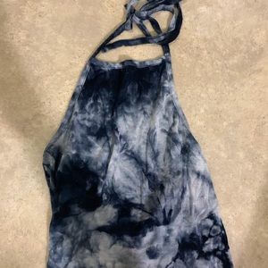 SIZE XS HALTER TOP